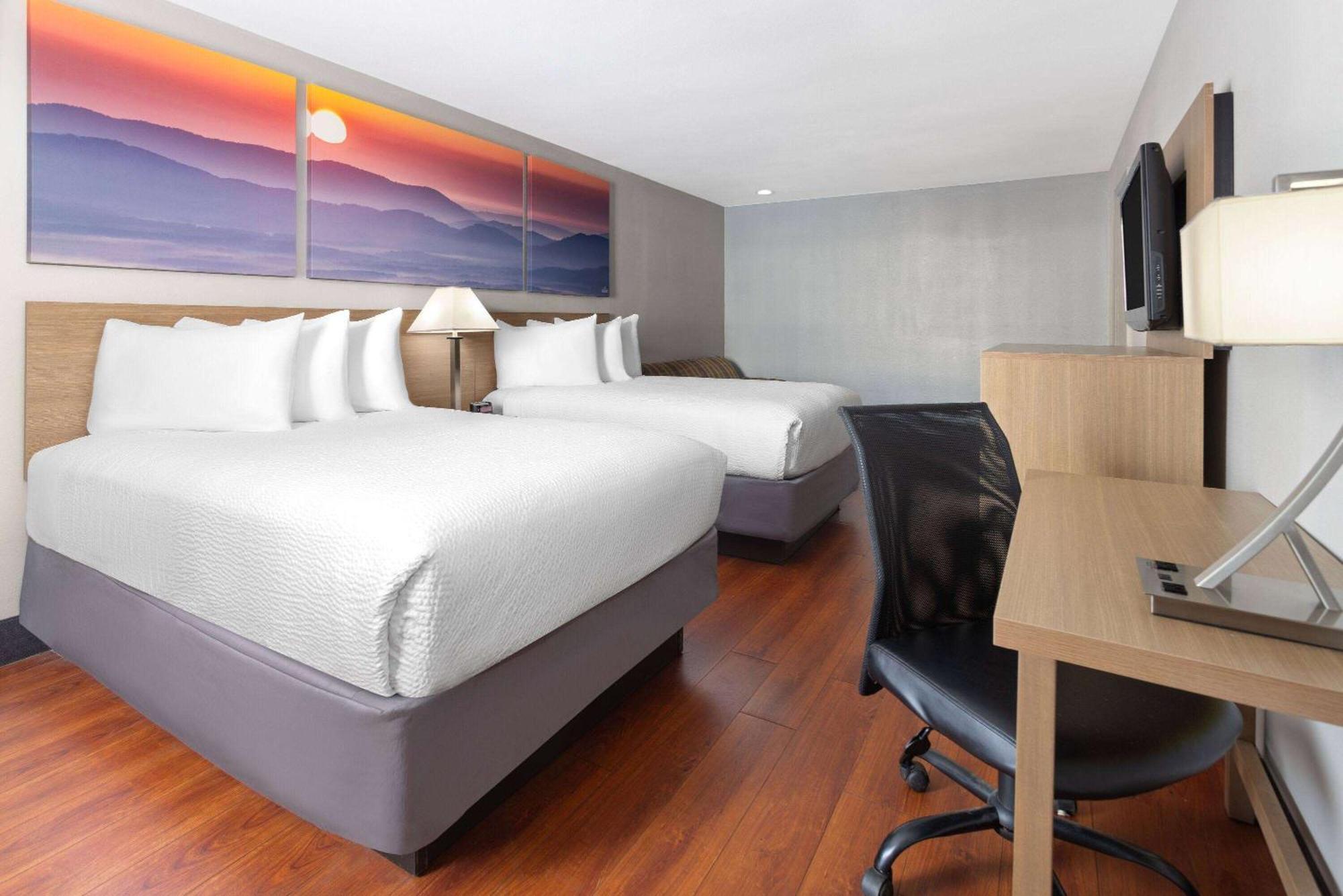 Days Inn By Wyndham Americus Exteriör bild